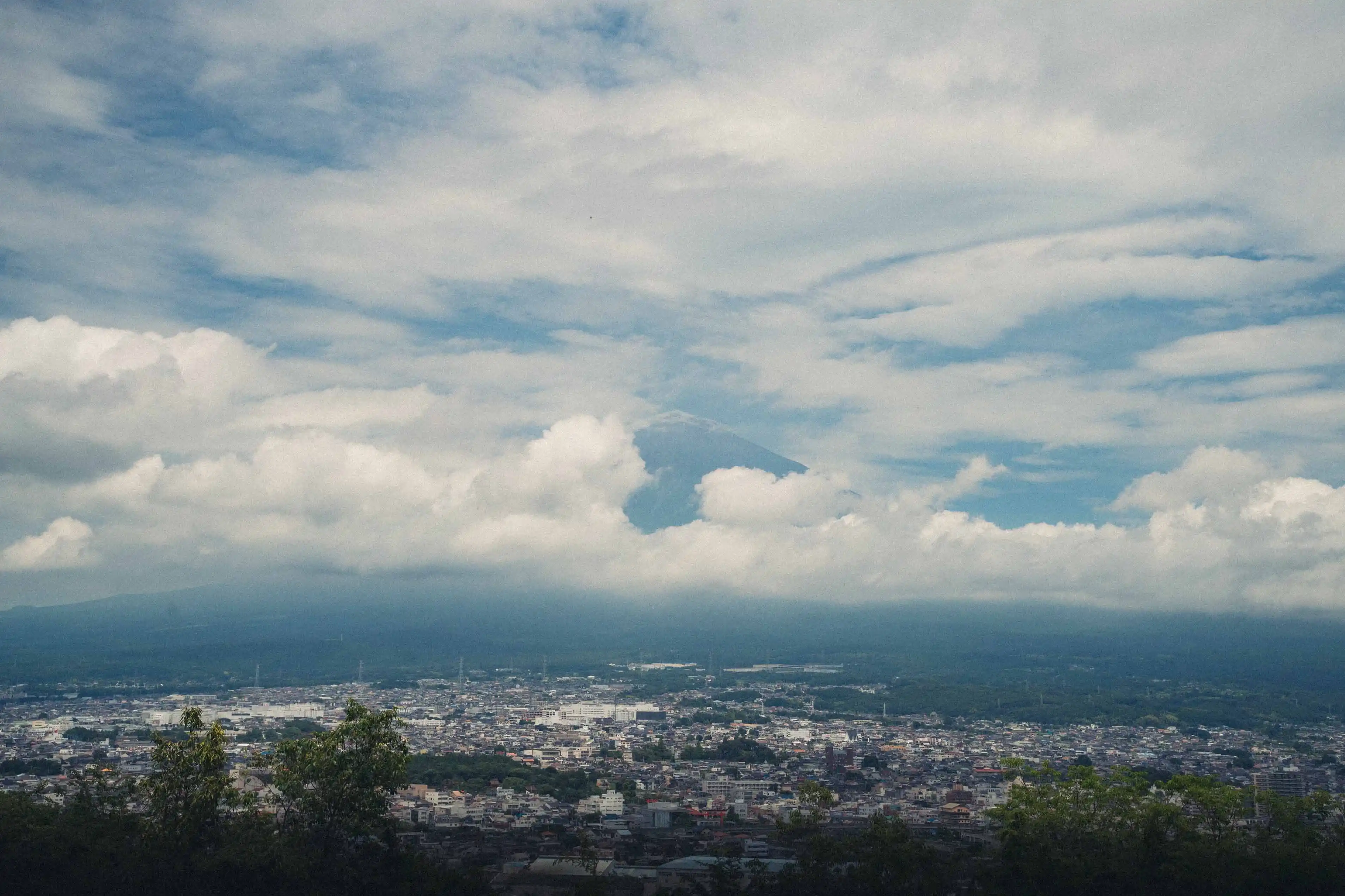 Fuji-san in the cloud